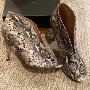 Halogen Rowen - Snake Printed Leather Booties